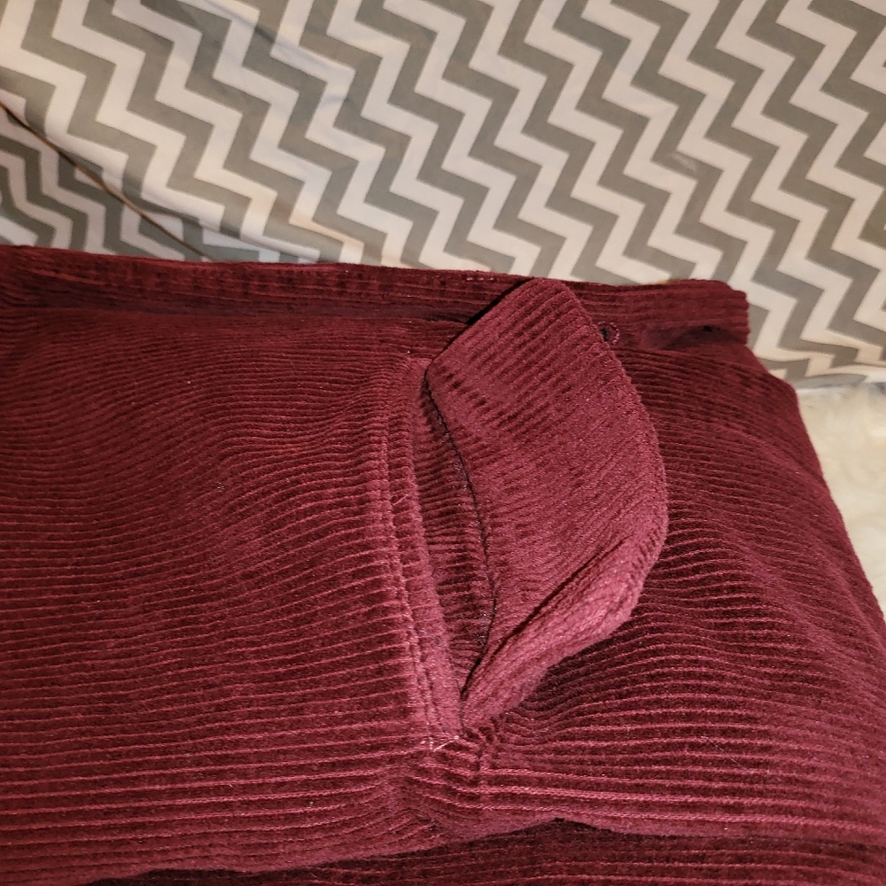 Jason Maxwell Outerwear. Burgundy. Size S - Picture 11 of 12